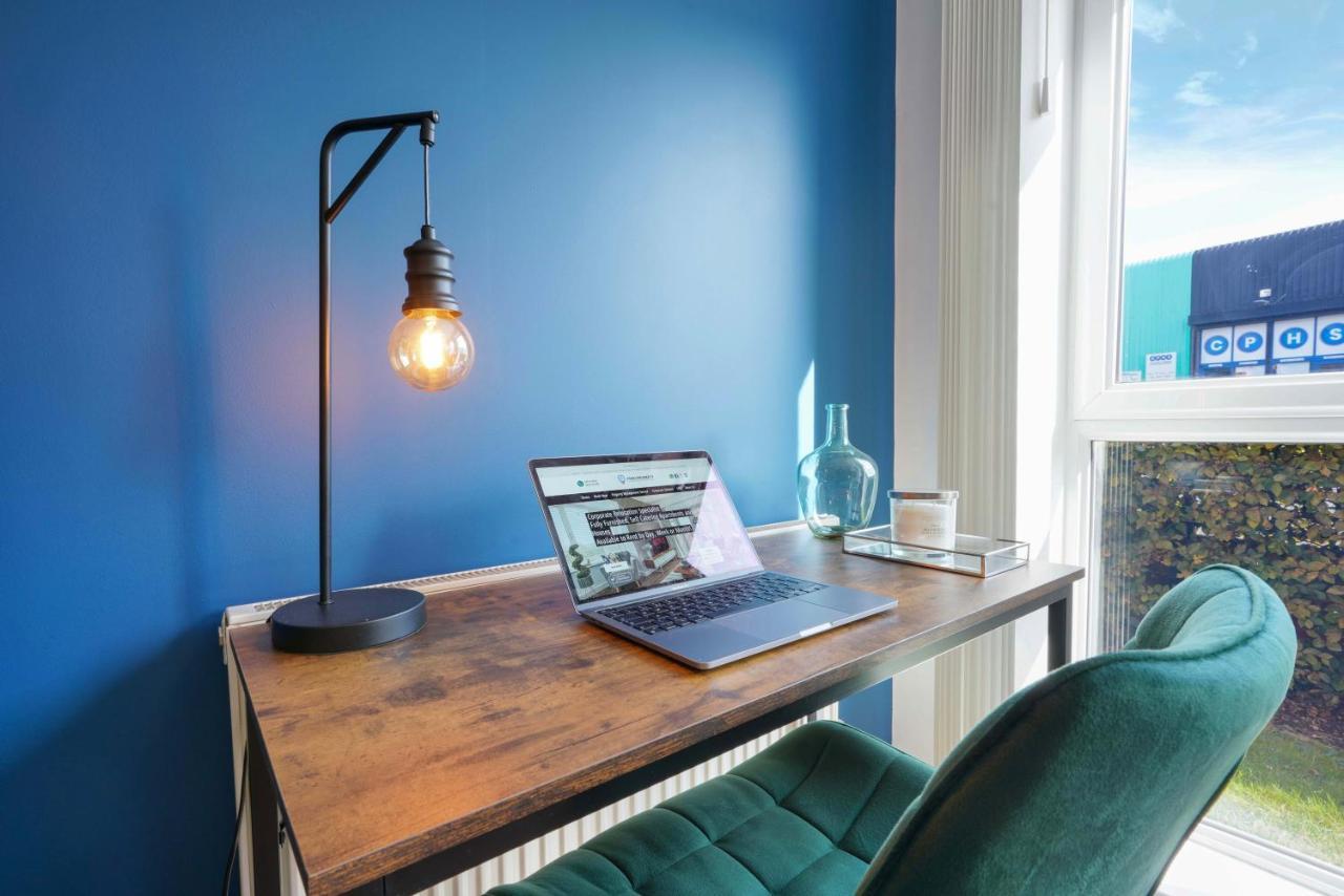 Yoko's Centre Apartment: Stylish With Parking & Netflix Coventry
